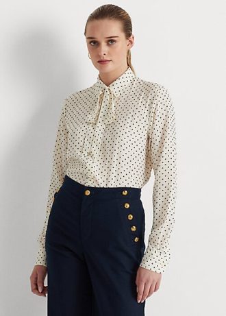 Camisas de crepe Ralph Lauren com decote em V e bolinhas creme/azul marinho para mulheres