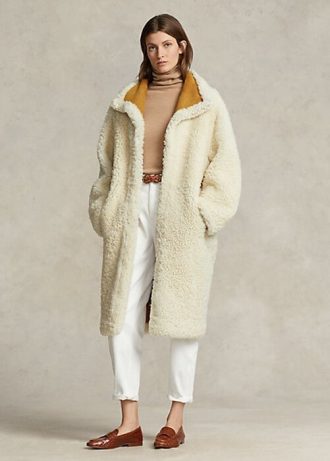 Casacos de pele de carneiro reversíveis grandes Ralph Lauren creme feminino