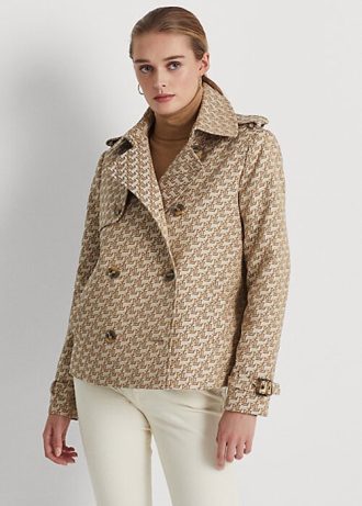 Casacos Ralph Lauren cáqui femininos com abotoamento duplo e monograma em jacquard