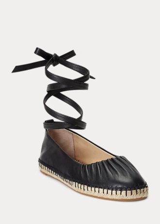 Sapatos baixos de couro napa Ralph Lauren Cecilia femininos pretos com cadarço